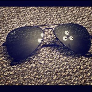 Ray-Ban Polarized Large Metal Aviators 55mm
